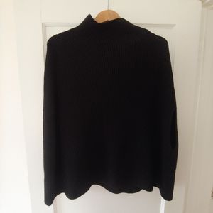 UNITED COLORS OF BENETTON poncho in soft wool blend